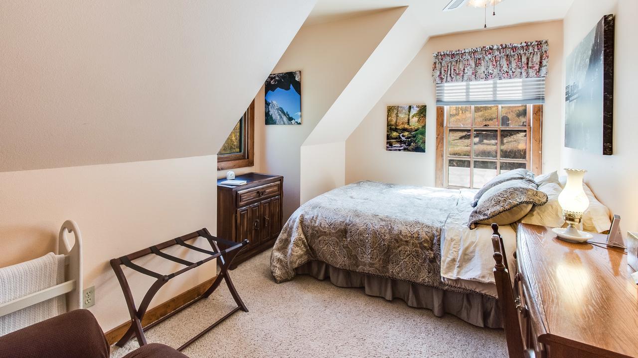 سنترال سيتي Hooper Homestead Bed And Breakfast المظهر الخارجي الصورة